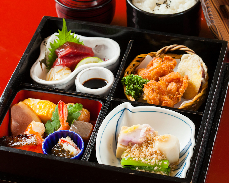 写真：お弁当　配達仕出し料理イメージ